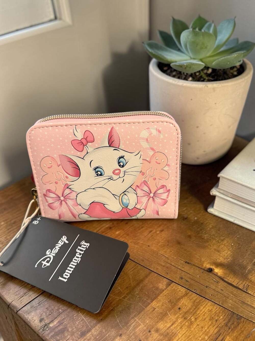 Disney Loungefly Marie Aristocats Holiday Gingerbread Zip Around Wallet
